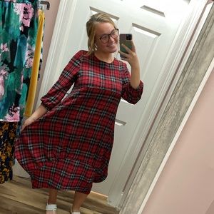 ⬇️PRICE DROP⬇️ Zadie B’s Red Plaid Bubble Dress